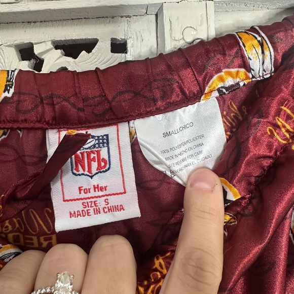Washington Commanders NFL Football Satin Pajama Pants Womens Sz Small - Picture 6 of 7